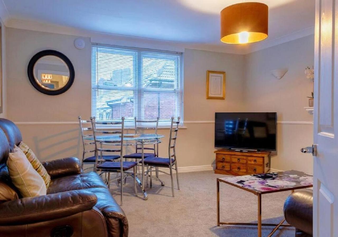 Pelican-Stylish 2-Bed Apartment Close To Beach & Town 스카버러 외부 사진